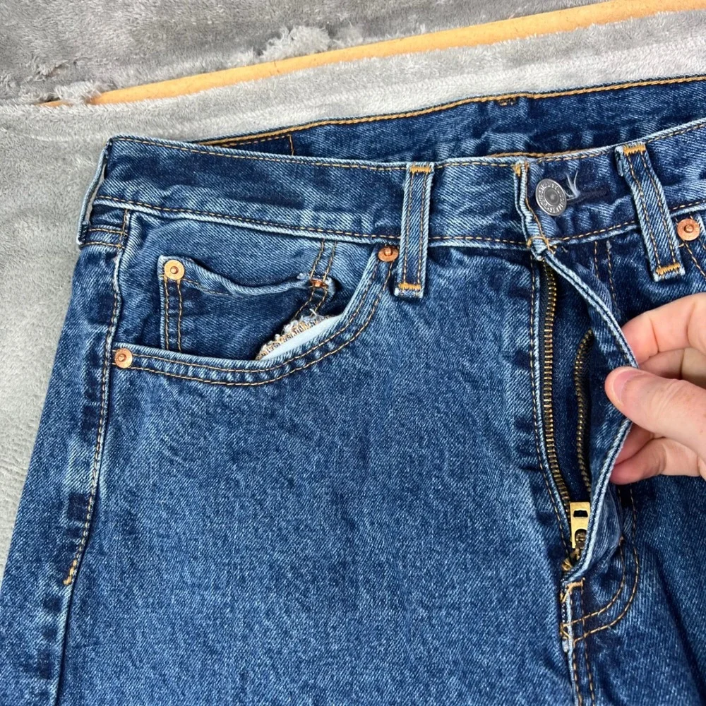 Levi's 505 Jeans Mens 32x32 Blue Medium Wash Straight Leg Western Cowboy Denim